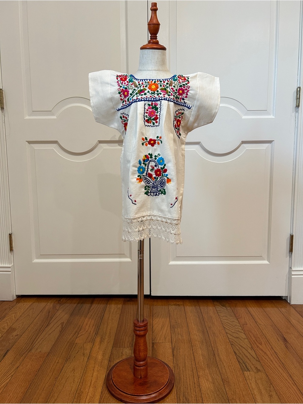 Tehuacan Girls Mexican Dress hand embroidery.